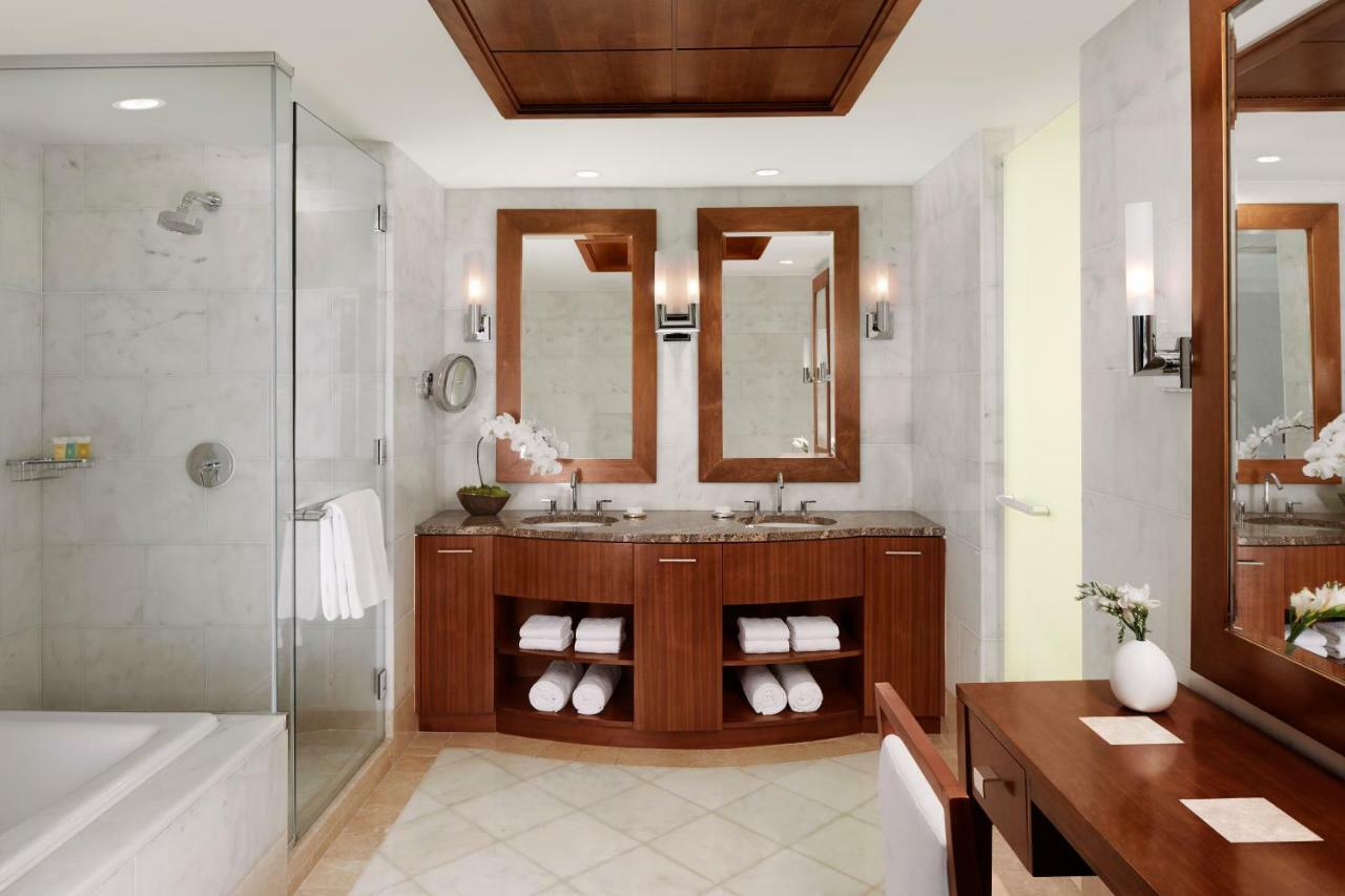 One Bedroom Harbor Suite,1171410204:JPEG